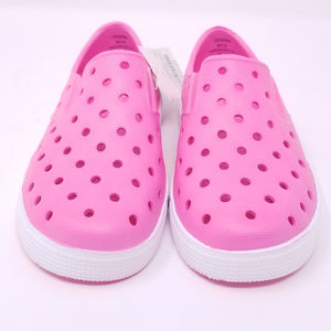 NWT Toddler Girls' Andreya EVA Water Shoes